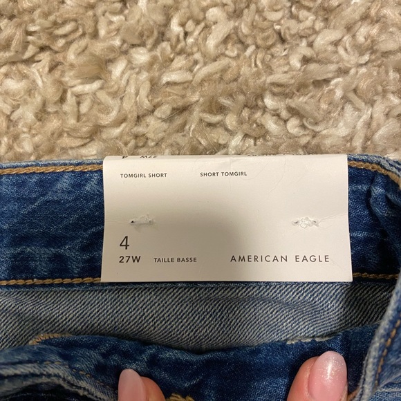 BNWT - American Eagle Tomgirl Shorts (size: 4/27) - Picture 5 of 5